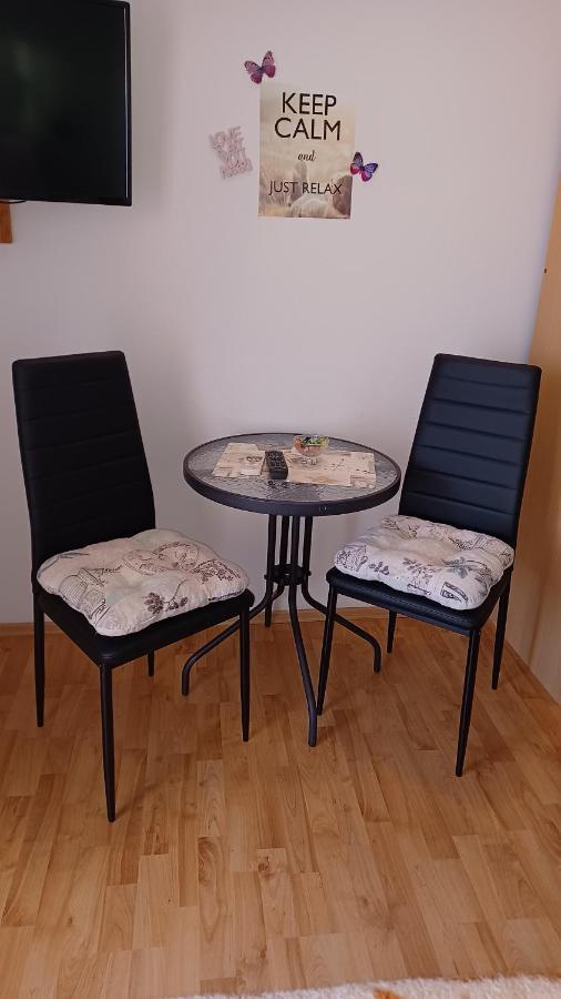 Apartmani Mary 杜基拉特 外观 照片