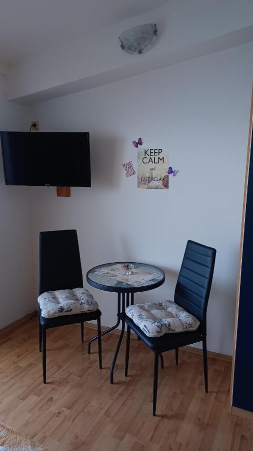 Apartmani Mary 杜基拉特 外观 照片