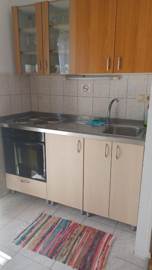Apartmani Mary 杜基拉特 外观 照片